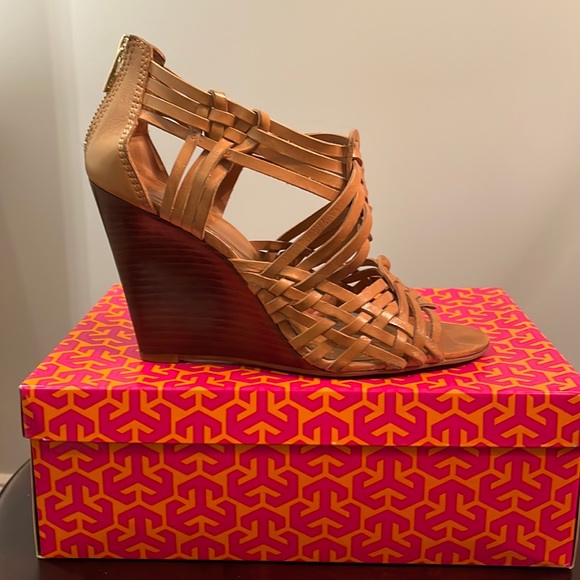 Tory Burch Shoes Tory Burch Basket Weave Wedge Sandals Poshmark